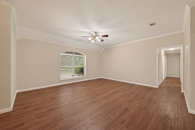 Building Photo - 1012 Lilley Rd