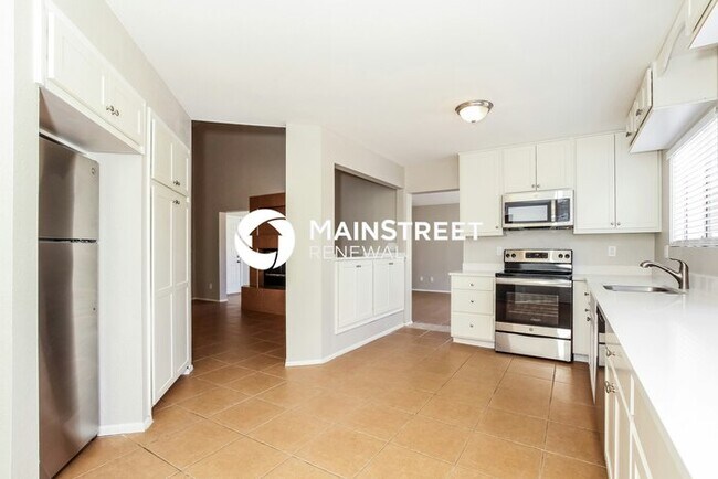 Building Photo - 4 Bedroom Pet-Friendly Home in PEORIA, AZ ...
