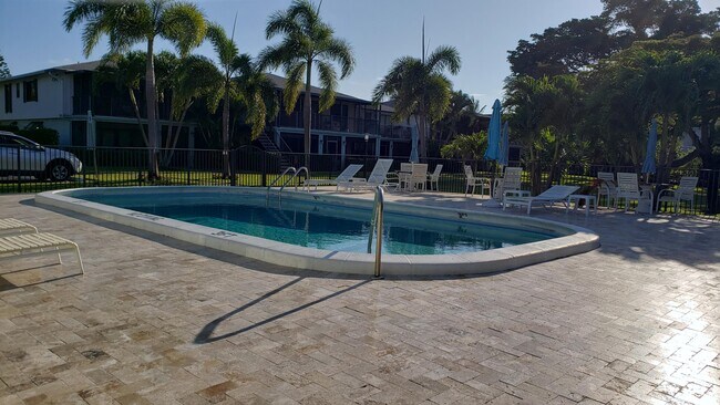 Building Photo - 2920 Florida 212 Blvd