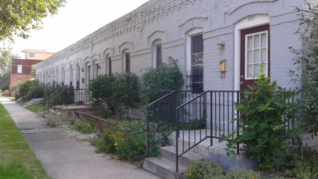 Photo - 2551 Grove St House
