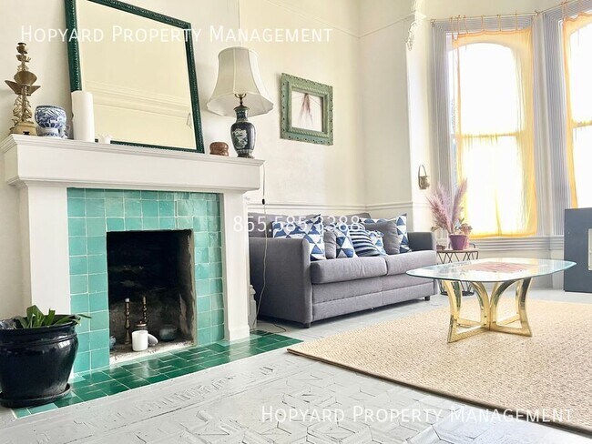 Foto del edificio - 2212 E 27th St
