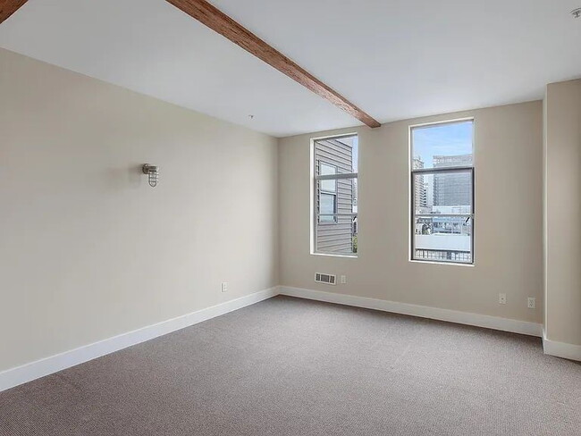 Photo - "Spacious 1-Bedroom Retreat with 2 Full Baths at 81 Langton St, CA – 1580 Sq Ft of Comfort!" Apartment