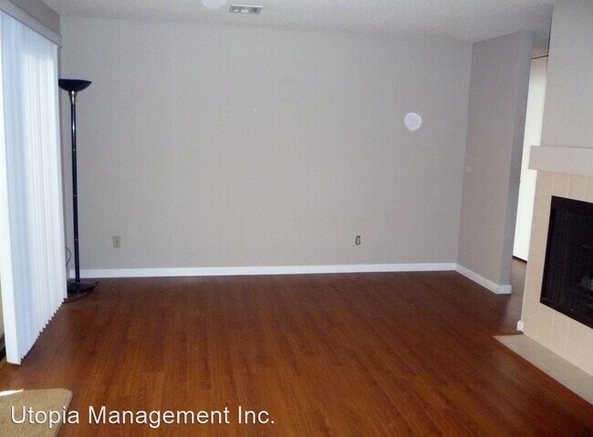 2 br, 2 bath House - 13336 Caminito Ciera #35 - 4