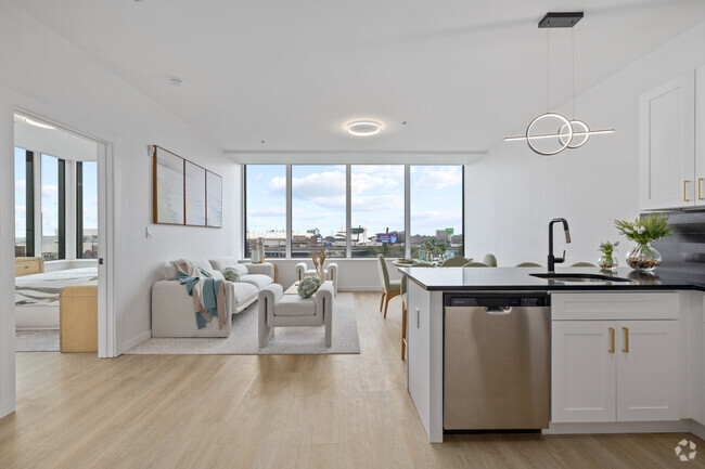 1BR, 1BA - 650 SF - Living room and Kitchen - Soundview apartments