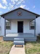 Building Photo - 3325 Brantley St