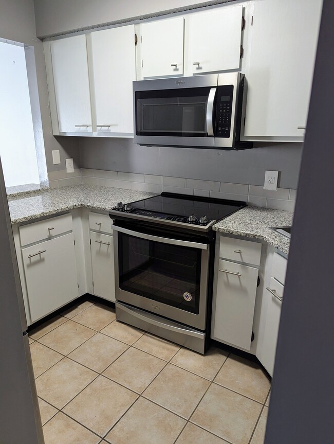 Kitchen from Hall Entry - 13 Ponte Vedra Ct