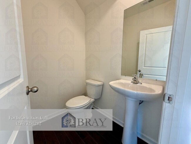 Foto del edificio - New 3BR Townhome in Saylor’s Place – Moder...