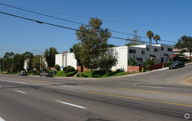 Building Photo - Orchard Villas