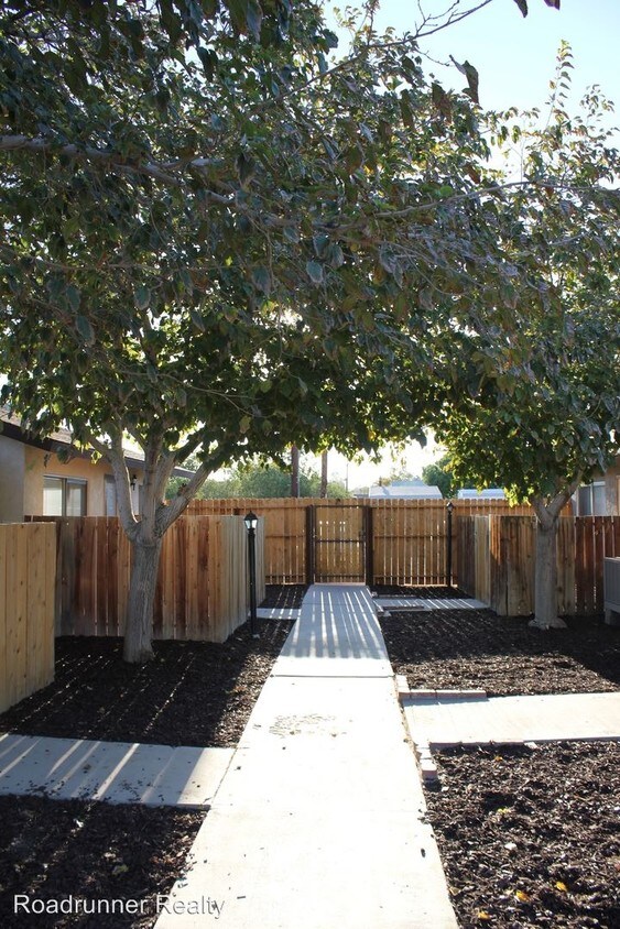 139 N Alvord St, Ridgecrest, CA 93555 Condo for Rent in Ridgecrest, CA