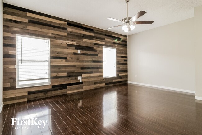 Building Photo - 5533 Willow Bend Trail