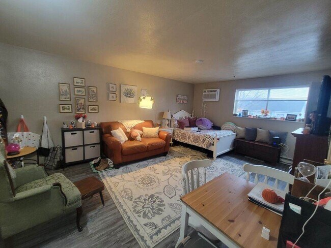 Foto del edificio - 216 E Sycamore St