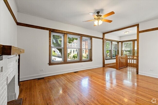 Building Photo - 3546 N Bosworth Ave