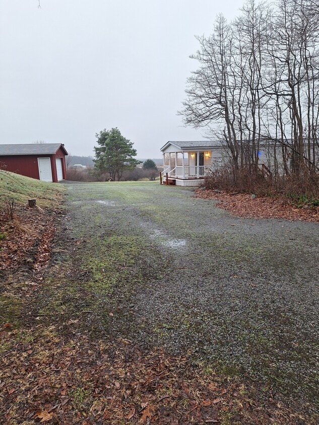 Building Photo - 174 Veterans Rd