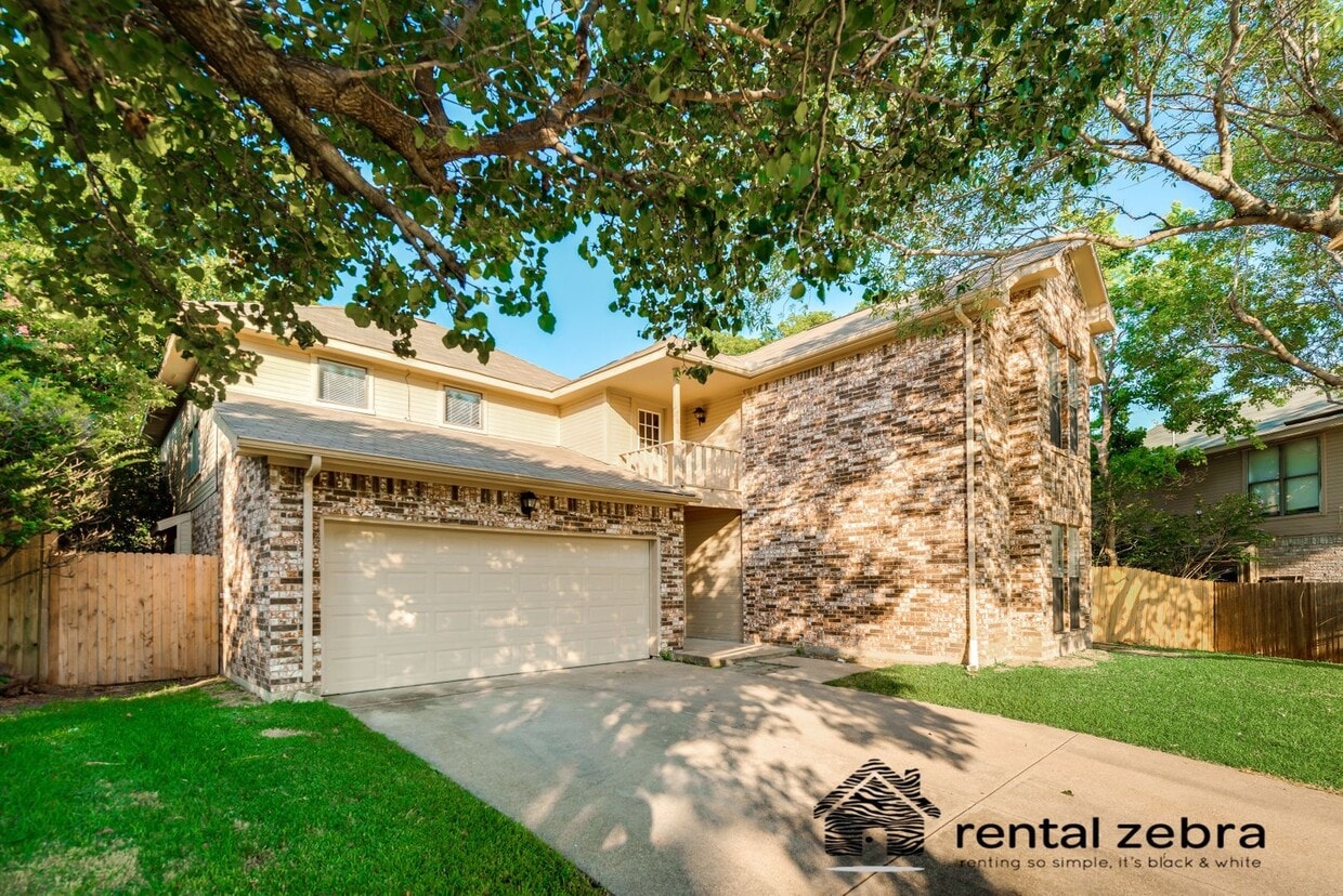 Cedar Hill Large House With ParkLike Yard House Rental in Cedar