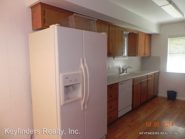 Building Photo - 819 Kenilworth Pky