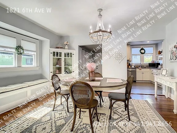 Photo - 1821 6th Ave W House