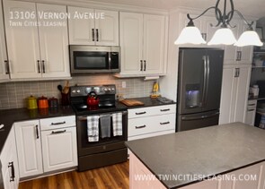 Foto del edificio - 13106 Vernon Ave