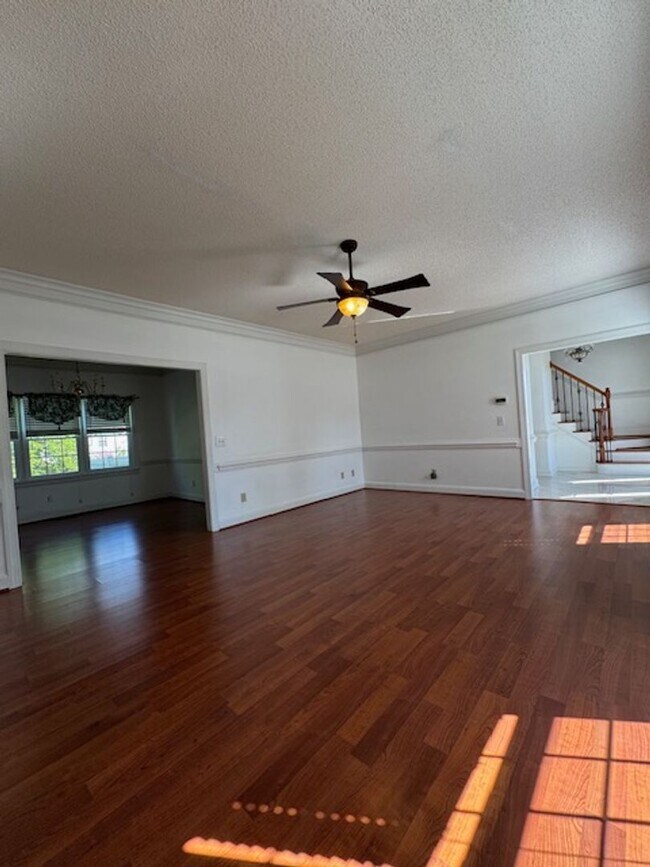 Foto del edificio - 103 Jessica Pl