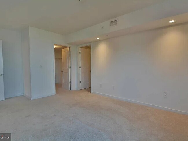 Foto del edificio - 1025 1st St SE