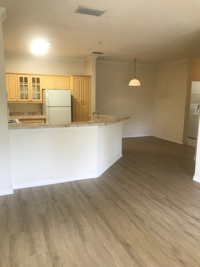 Building Photo - 3593CR#434(100)