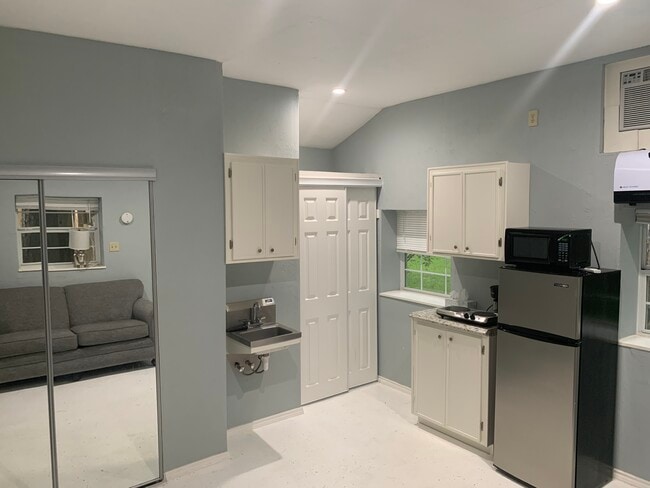 Building Photo - 22802 Whispering Willow Dr