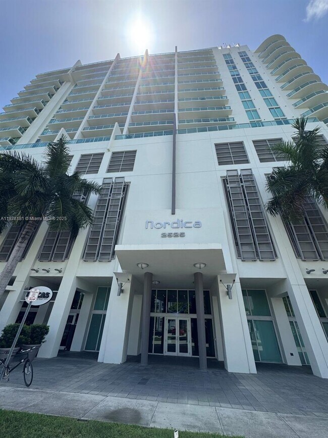 Foto del edificio - 2525 SW 3rd