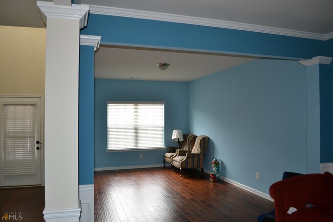 Building Photo - 65 Snapdragon Ln