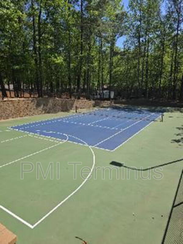 Foto del edificio - 2307 Cumberland Ct SE