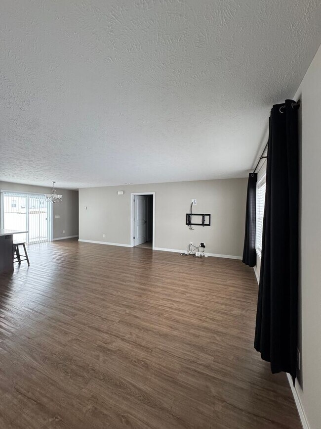 Foto del edificio - Modern Ranch Living in Heritage Estates