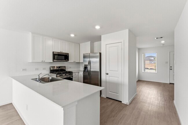 Building Photo - 6213 Alder Crk Dr