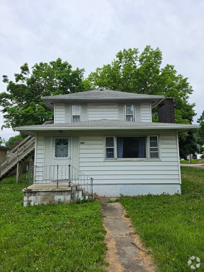 Building Photo - 1003 Bluff St