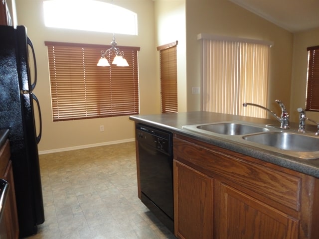 Building Photo - 2472 W Cool Water Way