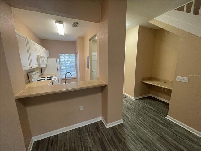 Foto del edificio - 4961 NW 43rd Ave