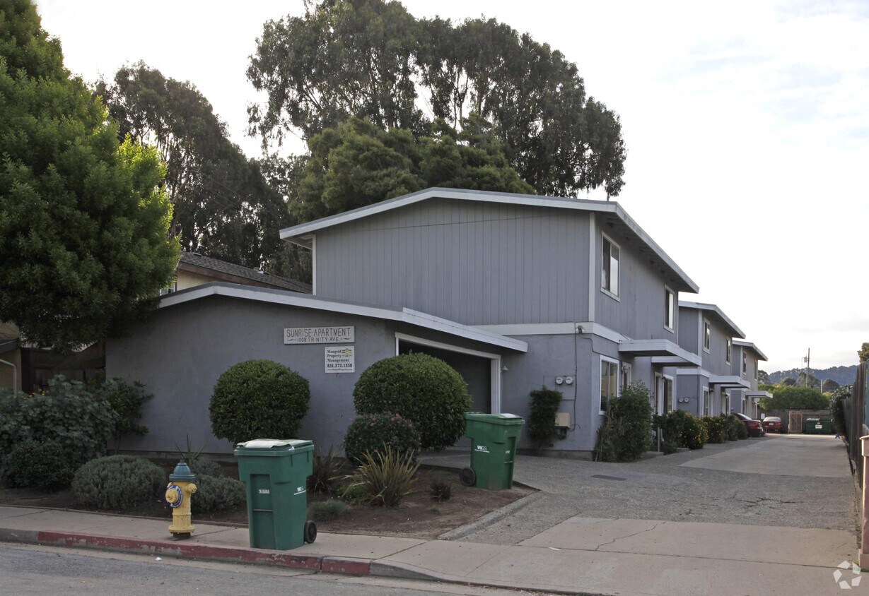 Sunrise Apartment Apartments in Seaside, CA