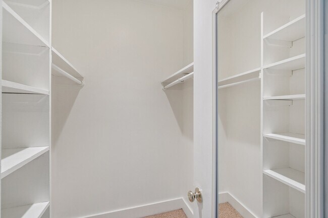 Building Photo - 1340 T St NW
