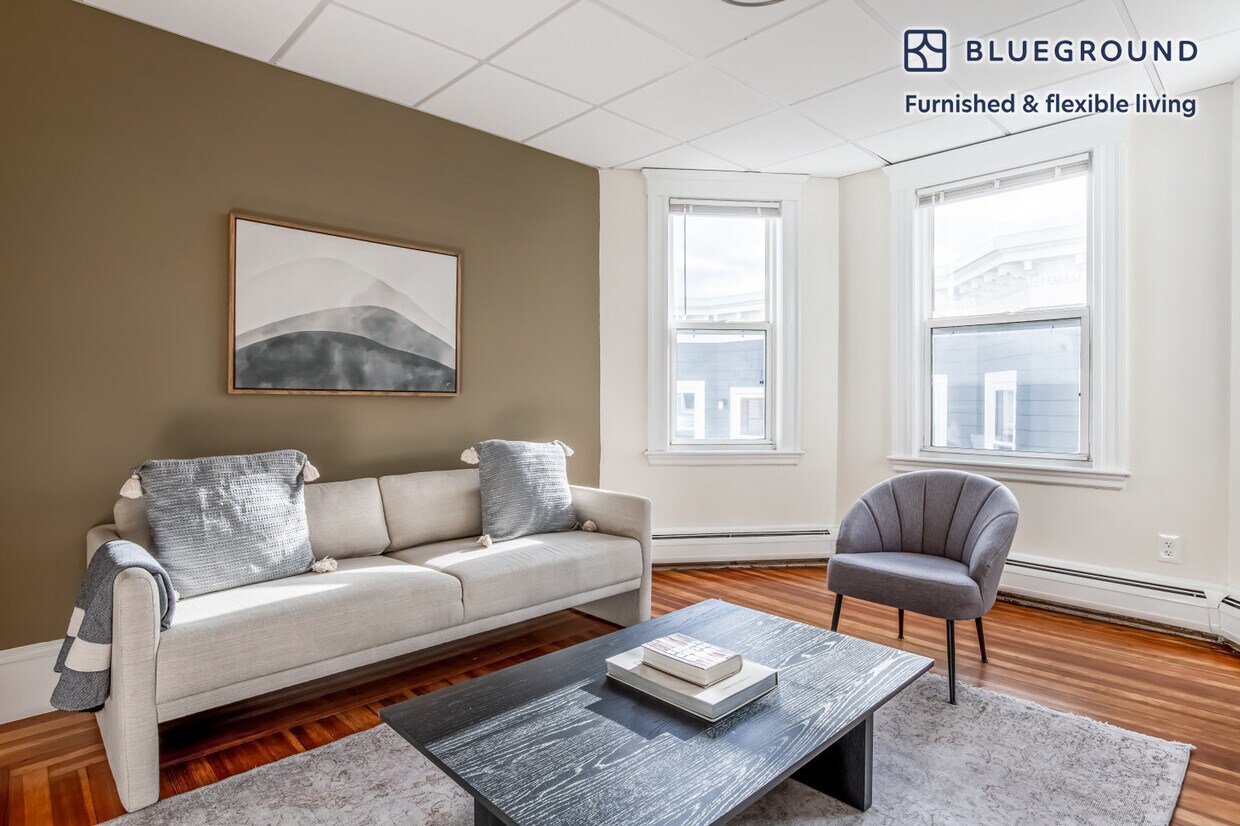 Foto principal - 110 Thurston St