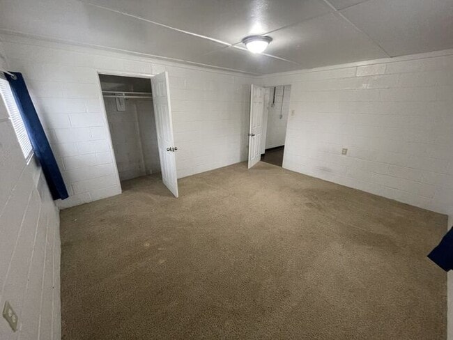 Foto del edificio - Duplex for rent