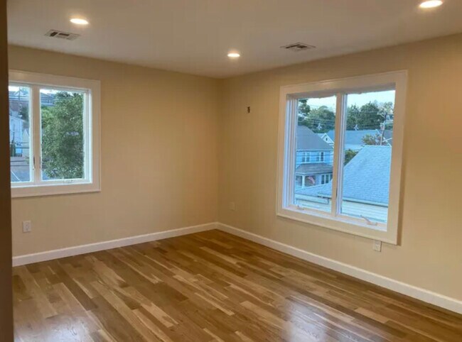Building Photo - 353 Hoboken Rd
