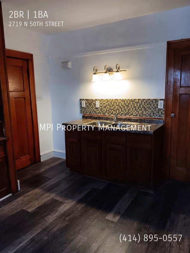 Foto del edificio - 2721 N. 50th Street, Milwaukee - Spacious ...