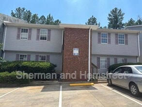 Building Photo - 322 Commons Dr