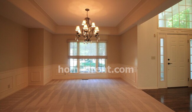 Building Photo - 13104 Pawnee Ln