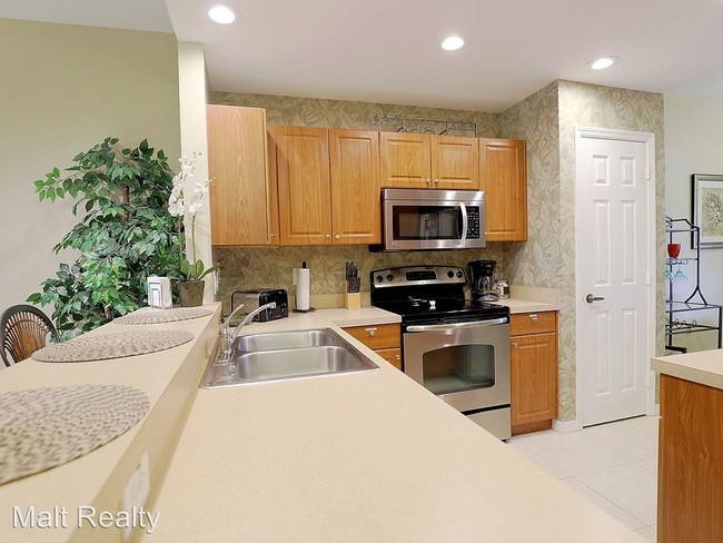 Building Photo - 15980 Mandolin Bay Dr