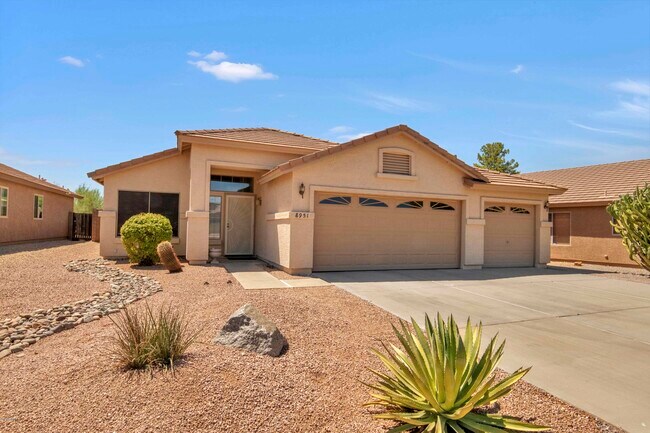 Building Photo - 8951 E Red Mountain Ln