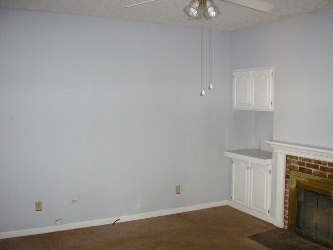 Foto del edificio - 857 E 11th Ave