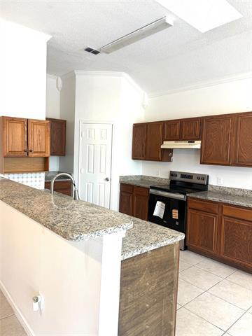 Foto del edificio - 8113 Heritage Pl Dr