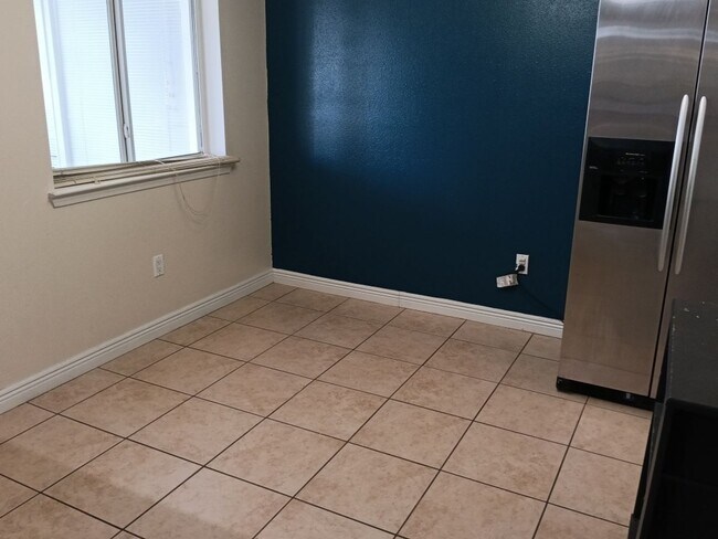 Foto del edificio - 3 Bedroom, 2.5 Bathroom Home! Schedule a S...