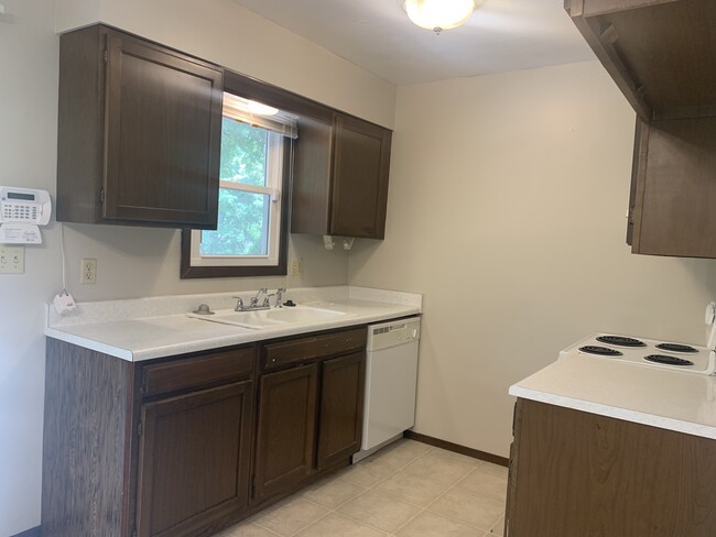 Building Photo - 3403 W Richwoods Blvd