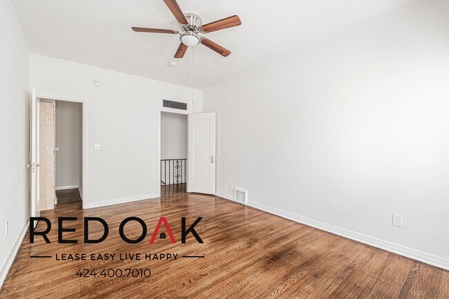 Foto del edificio - 400 N Ogden Dr