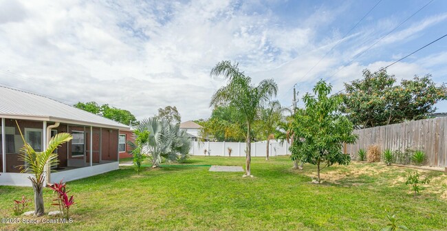 Building Photo - 6485 Orchid Ave