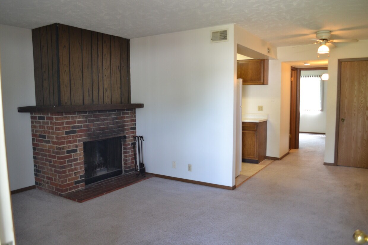 2950 49th N St Unit 2, Lincoln, NE 68504 Apartments Lincoln, NE